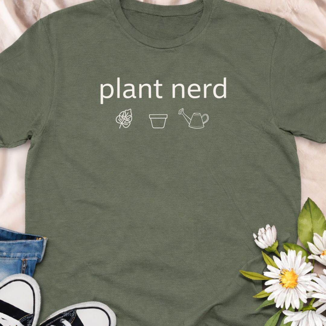 Minimalist “Plant Nerd” t-shirt for plant lovers, gardeners, and houseplant enthusiasts. A modern botanical tee perfect for plant moms, dads, and indoor gardeners.