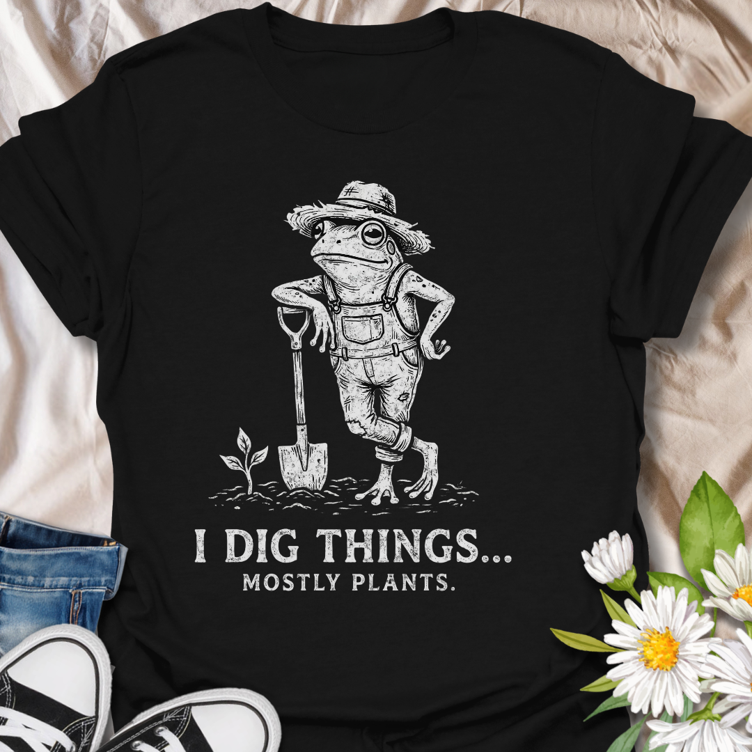 I Dig Things Funny Gardening Frog T-Shirt